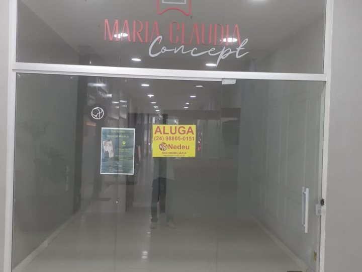LOJA NO CENTRO em CENTRO, TRÊS RIOS RJ