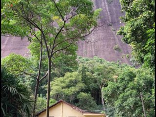Miniatura de SITIO COM NATUREZA PRIVILEGIADA
