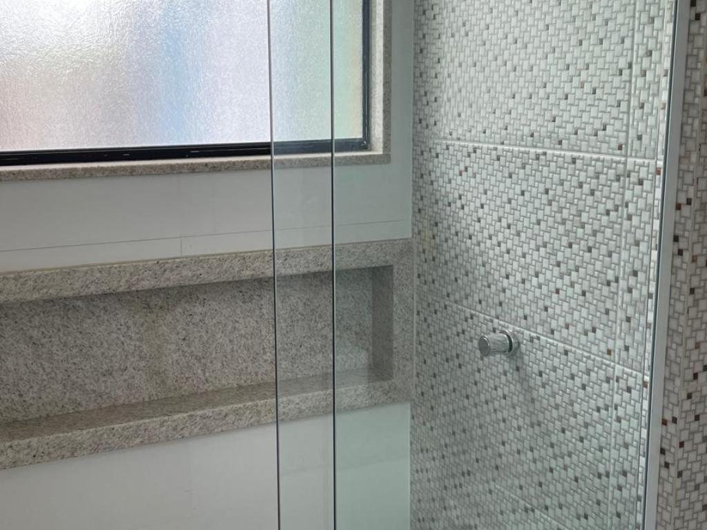Foto 8 de BELO APARTAMENTO COM 3 SUITES 1004 em centro, Três Rios