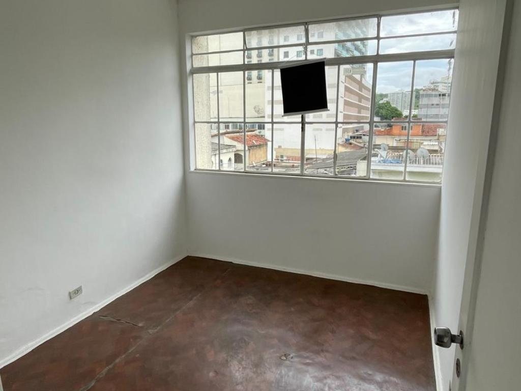 Foto 9 de OTIMO 3 QUARTOS NO CENTRO DA CIDADE em centro, Três Rios