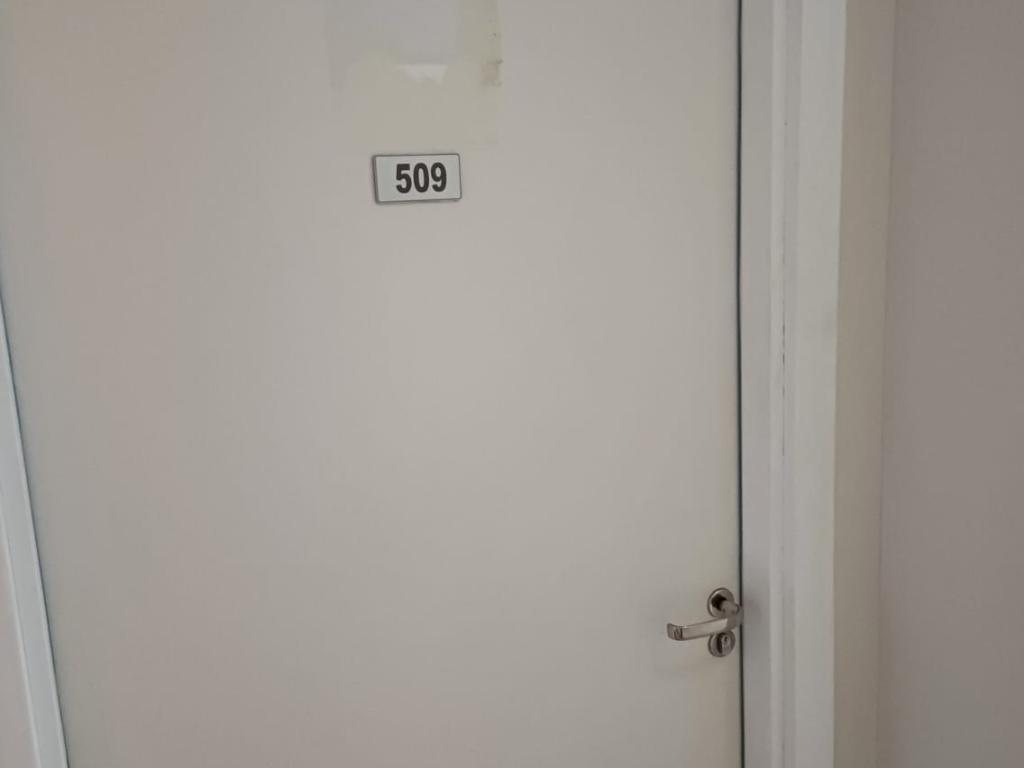 Foto 5 de OTIMA SALA NO CENTRO COM AMERICO SILVA 509 em centro, Três Rios