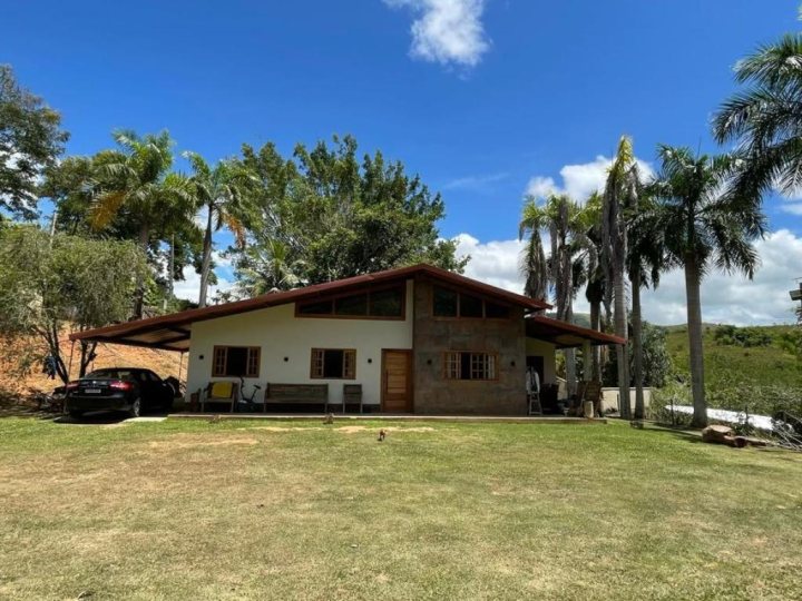 LINDA CASA DE CAMPO - CONDOMINIO PIABANHA em MOURA BRASIL, TRÊS RIOS RJ