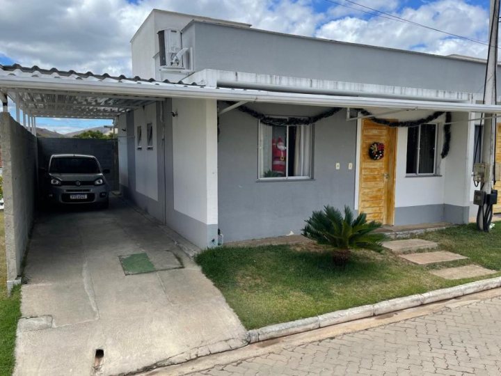 LINDO 2 QUARTOS NO ALPHAVILLE II      CASA 17 em VILA IZABEL, Três Rios