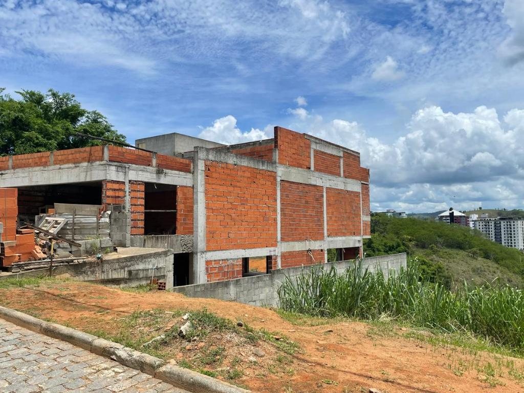Foto 6 de CASA EM CONSTRUÇÃO NO CONDOMINIO PARQUE SANTA FE em centro, Três Rios