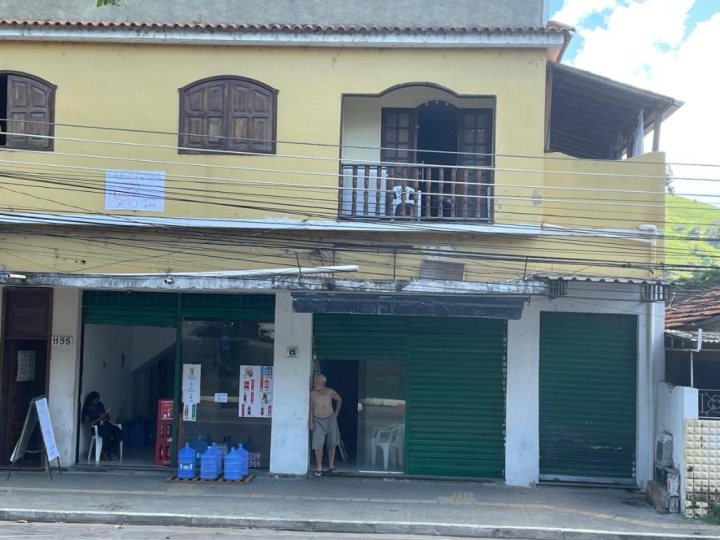 LOJA NO TRIANGULO em TRIANGULO, Três Rios