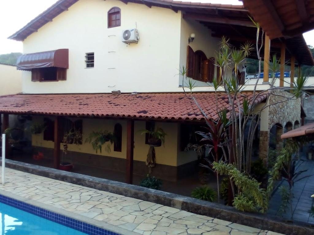 Foto 13 de OTIMA CASA COM PISCINA E QUADRA  CANTAGALO em CANTAGALO, Três Rios