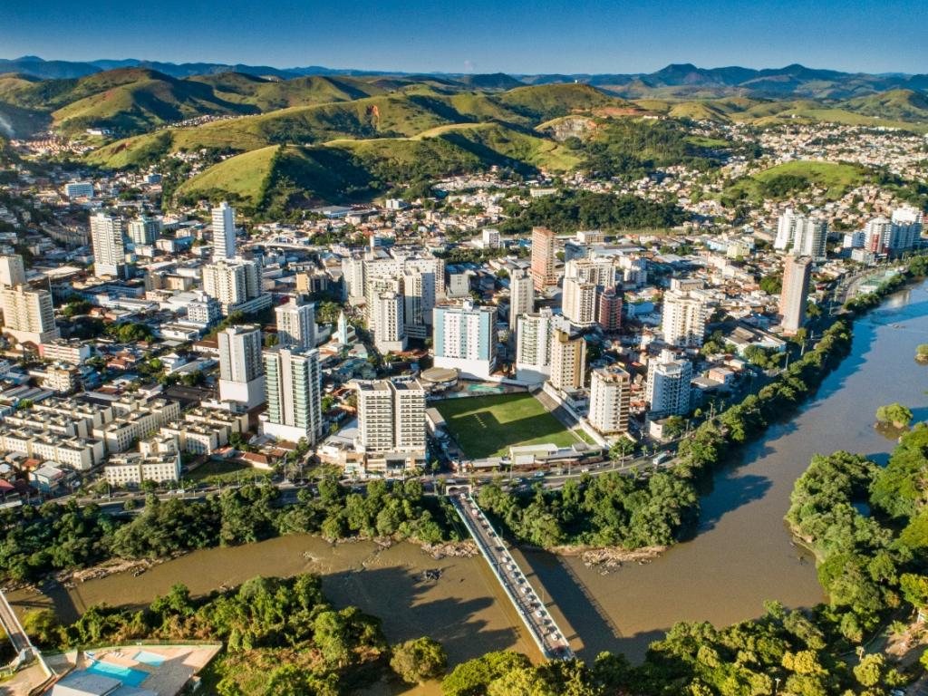 Foto 1 de VARIOS APARTAMENTOS DE UM, DOIS E TRÊS QUARTOS. em centro, Três Rios
