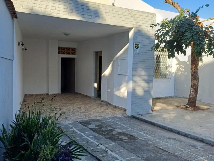 CASA DE 3 QUARTOS NO TRIANGULO PERTO DA UPA em TRIANGULO, Três Rios RJ