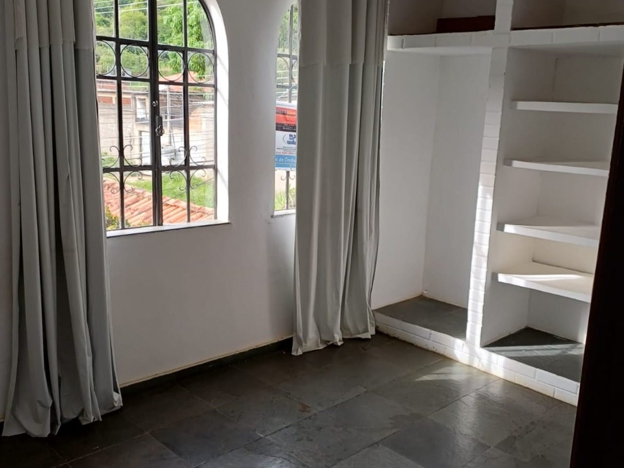 Foto 11 de CASA DE 3 QUARTOS NO VALE DOS BARÔES em centro, Três Rios