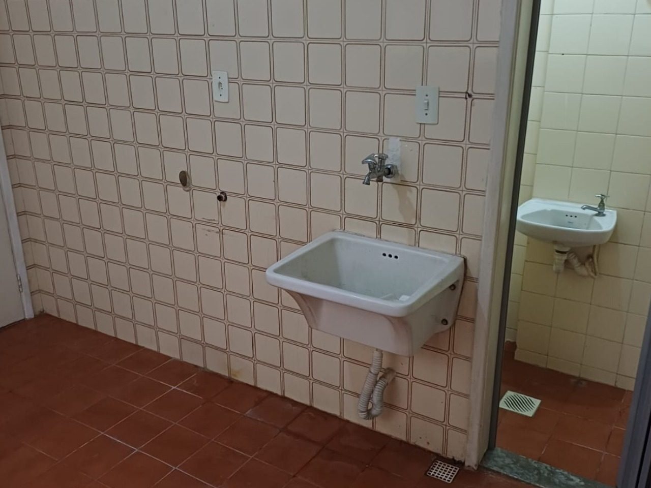 Foto 10 de APARTAMENTO 2 QUARTOS NO CENTRO em centro, Três Rios