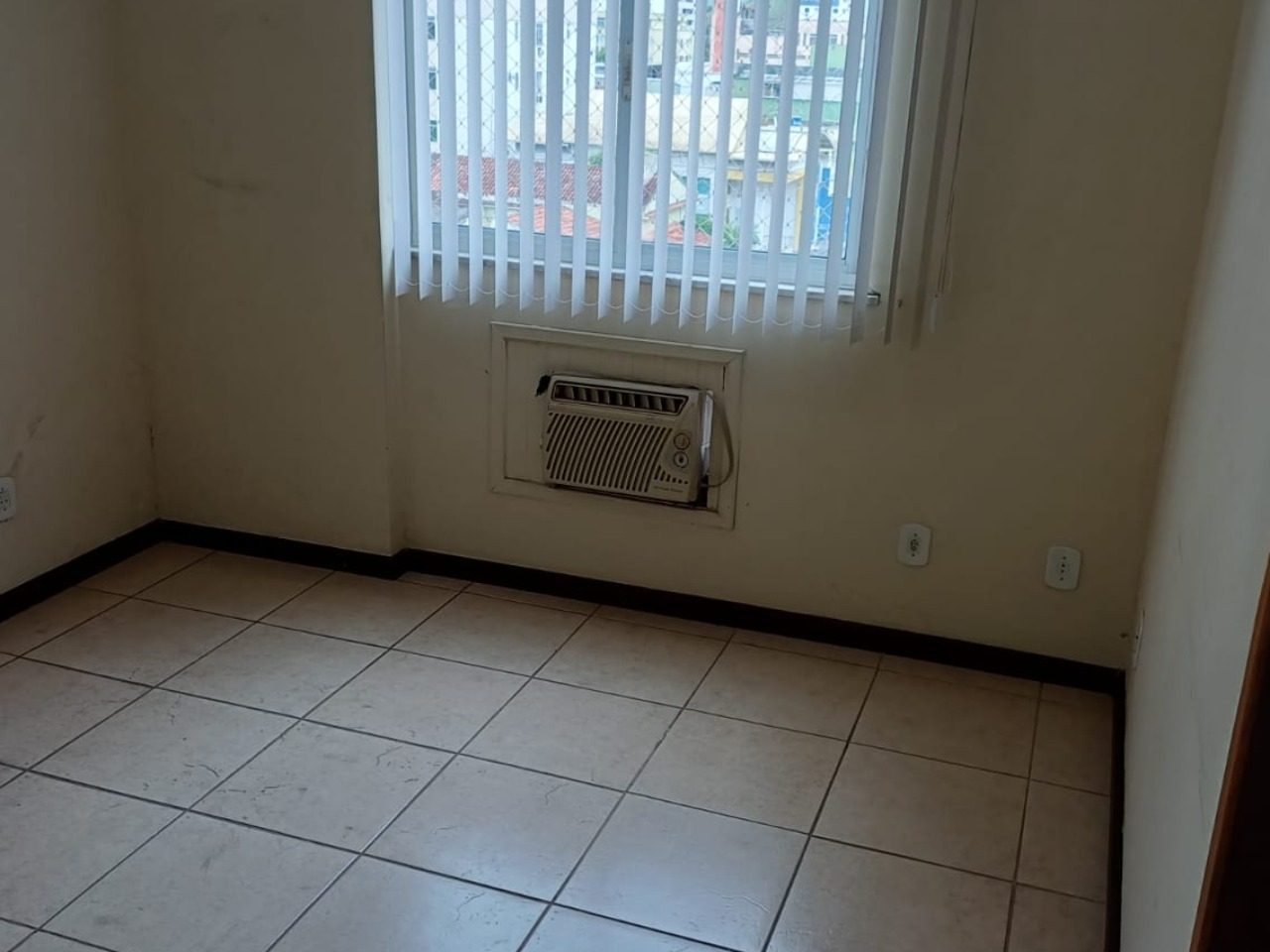 Foto 10 de APARTAMENTO DE 3 QUARTOS NO CENTRO em centro, Três Rios