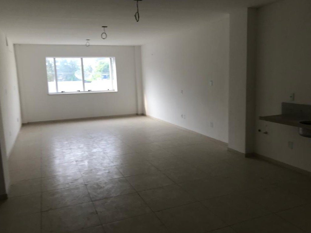 Foto 5 de SALA COMERCIAL NO AMERICO SILVA em Centro, Três Rios/RJ