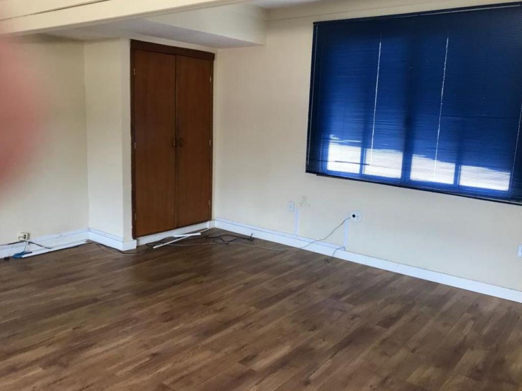 Foto 7 de ESPAÇO DISPONIVEL PARA ESCRITORIOS. em TRIANGULO, Três Rios/RJ