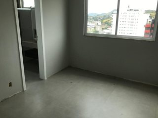 Miniatura de LINDA COBERTURA NO PORTINAIRE